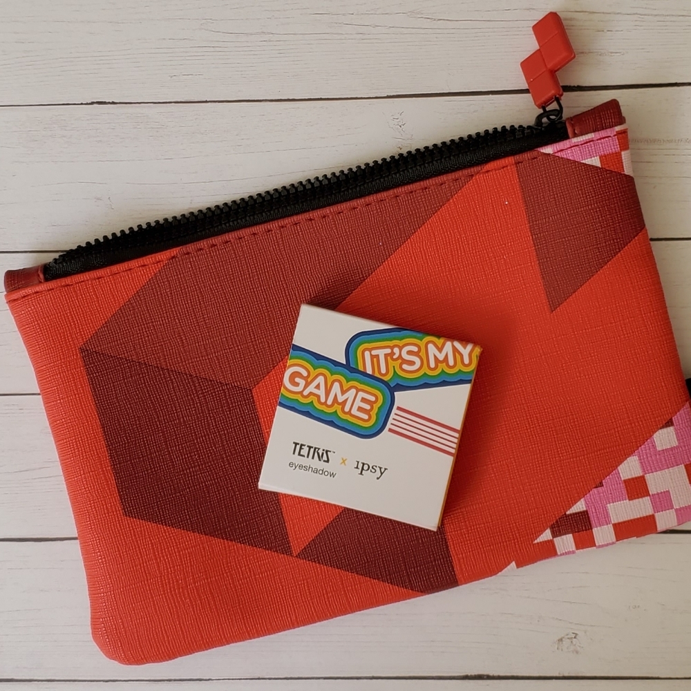Tetris x Ipsy bag and eyeshadow